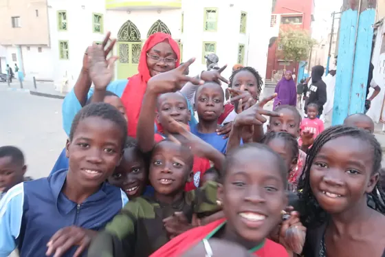 Les enfants de Yoff dans la rue