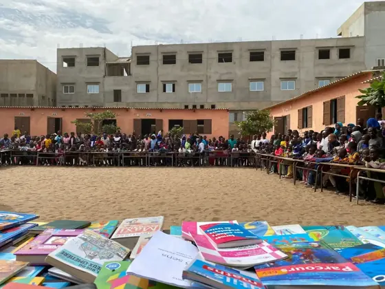 Les fournitures scolaires prêtes à être distribuées